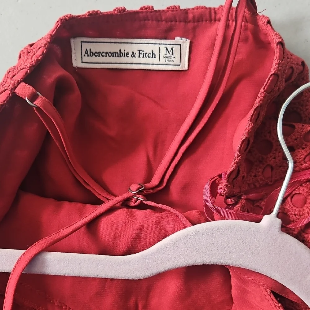 Abercrombie & Fitch Vibrant Red Lace Midi Dress - Picture 2 of 10